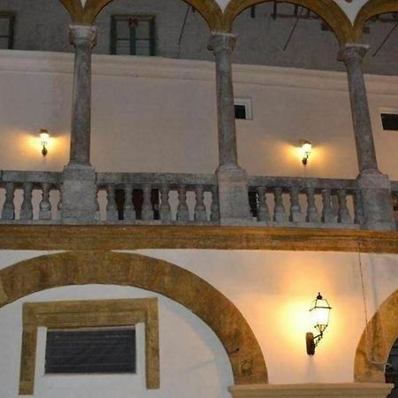 B&B Palazzo Corvino Palermo Eksteriør billede