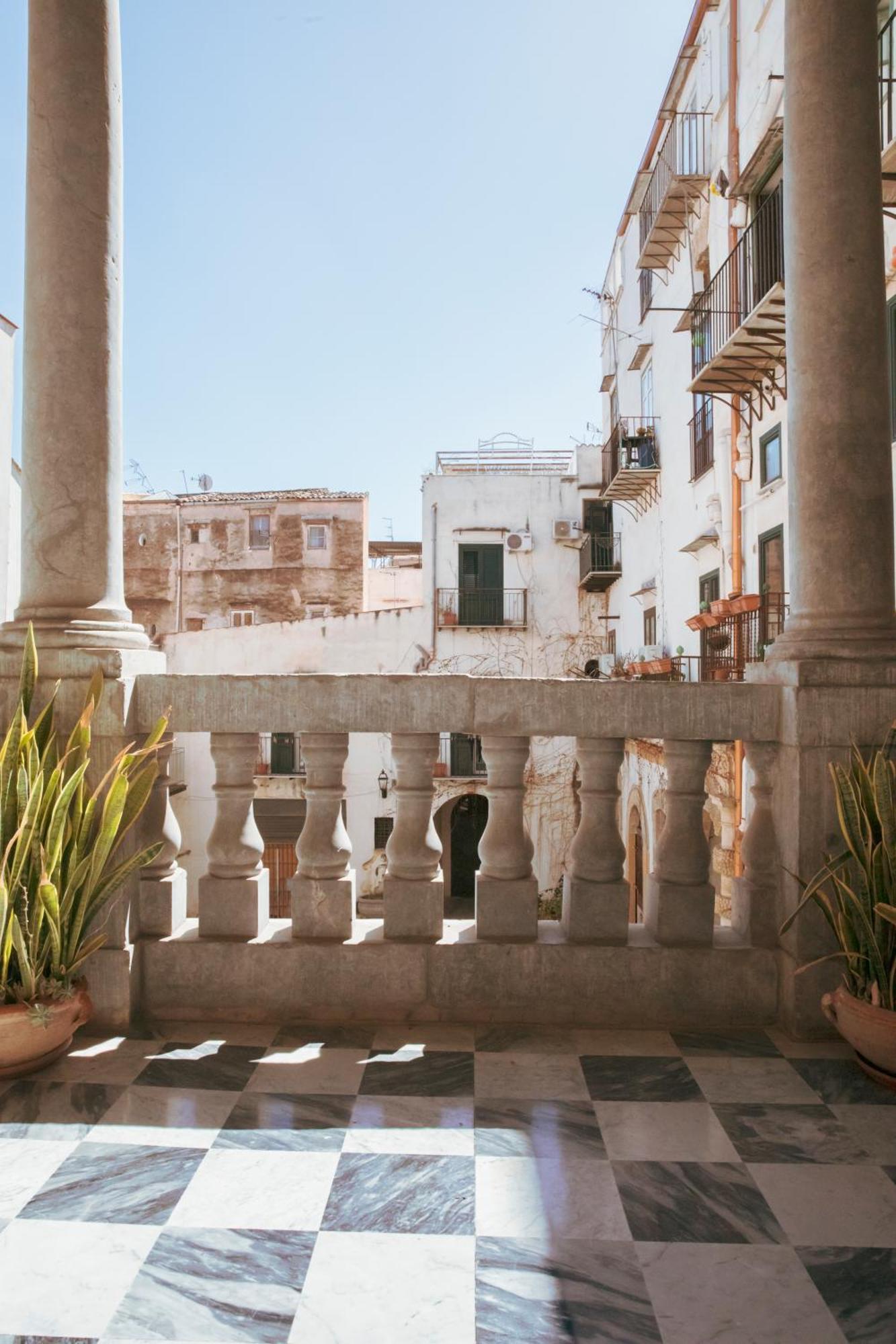 B&B Palazzo Corvino Palermo Eksteriør billede