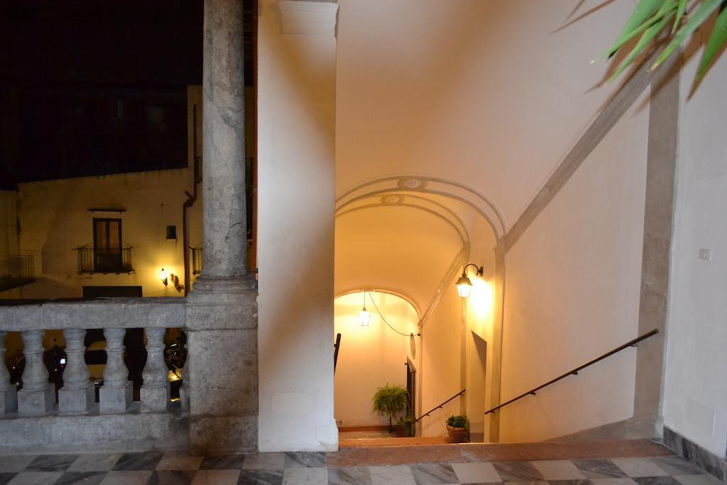 B&B Palazzo Corvino Palermo Eksteriør billede